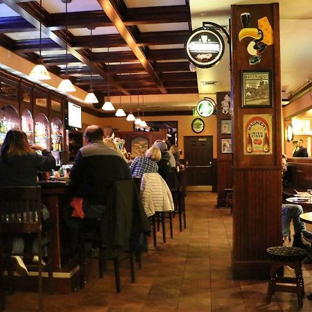 Saint Brendan'S Inn Green Bay Zewnętrze zdjęcie