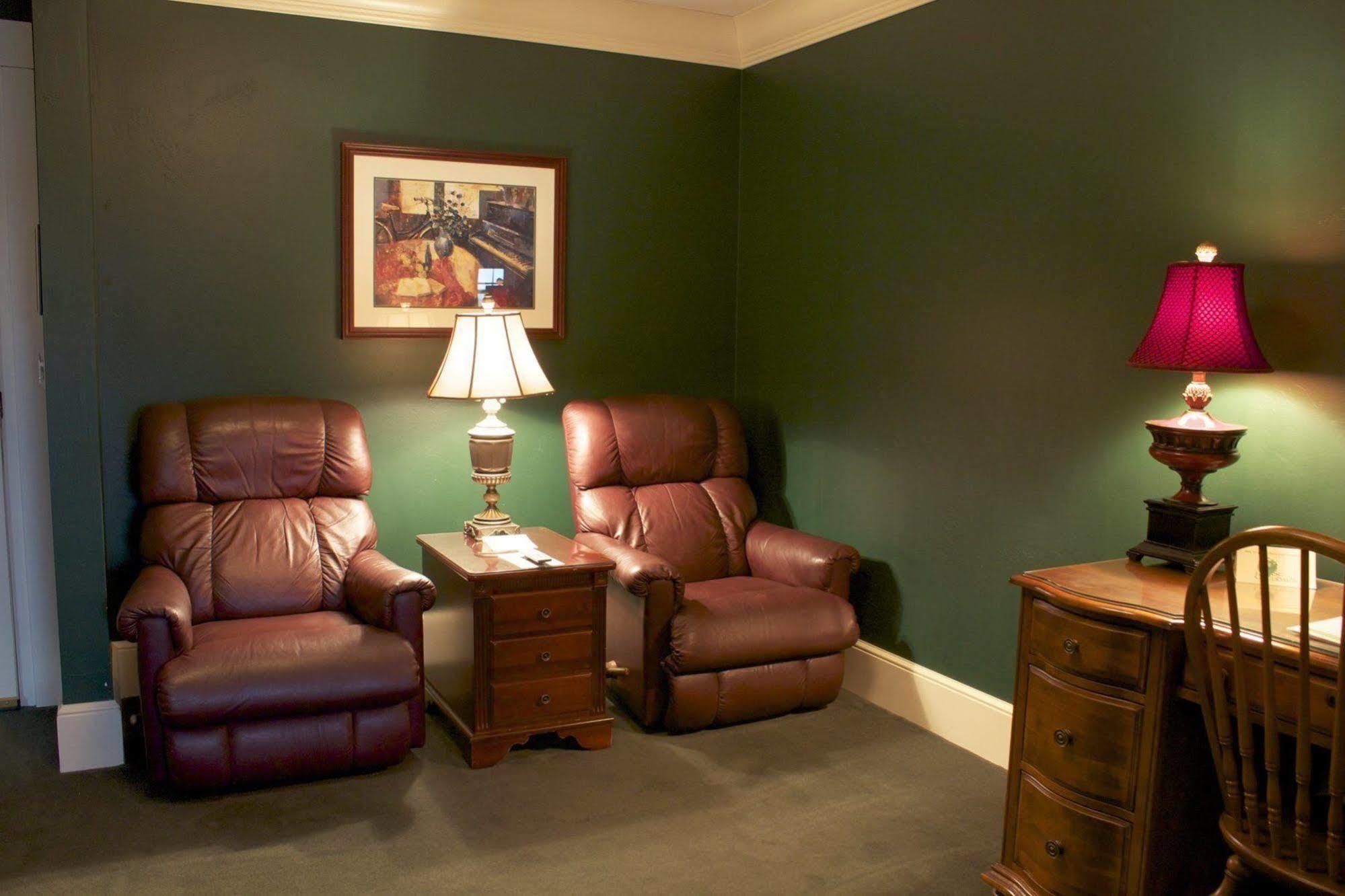 Saint Brendan'S Inn Green Bay Zewnętrze zdjęcie