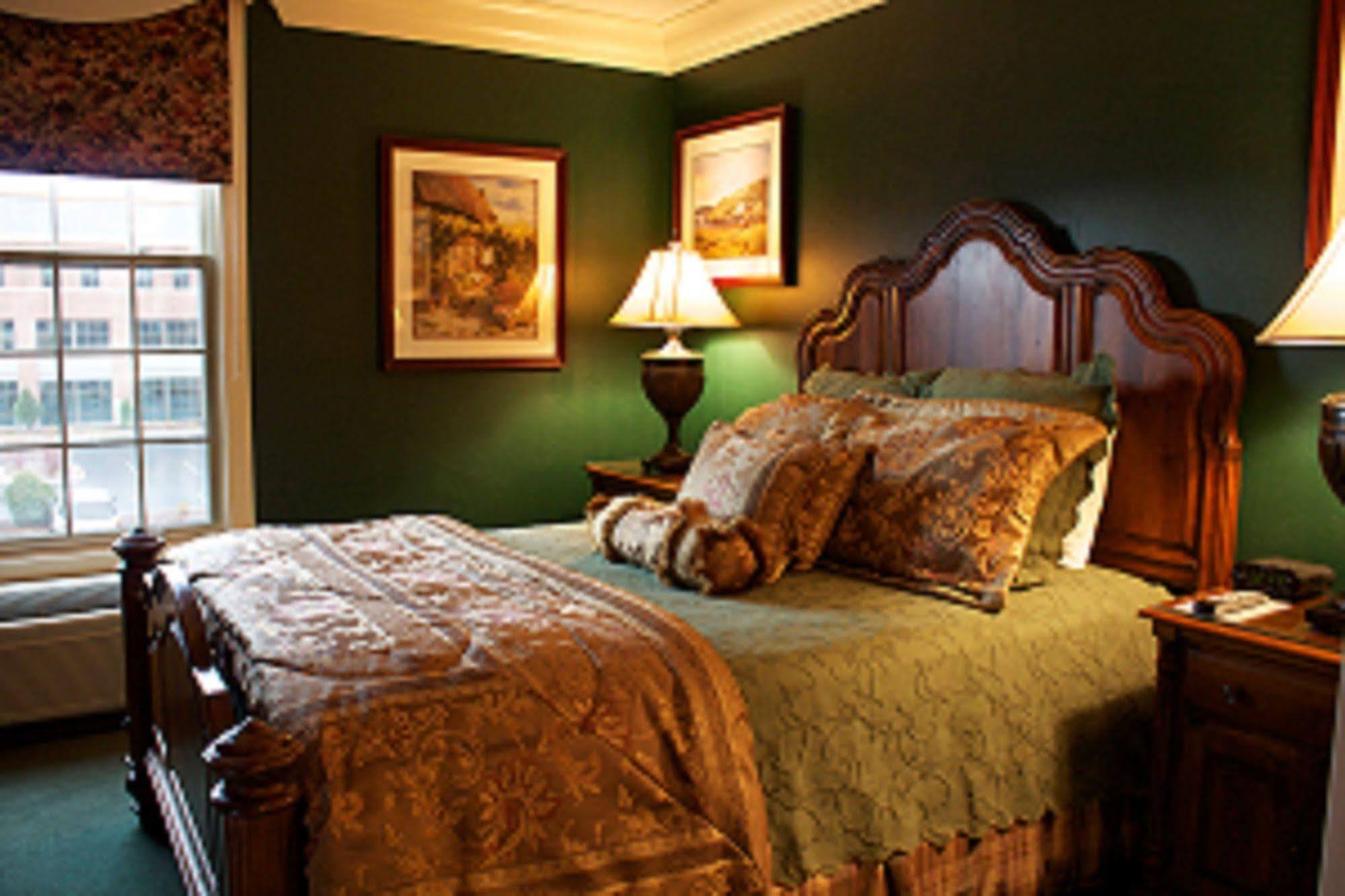 Saint Brendan'S Inn Green Bay Zewnętrze zdjęcie