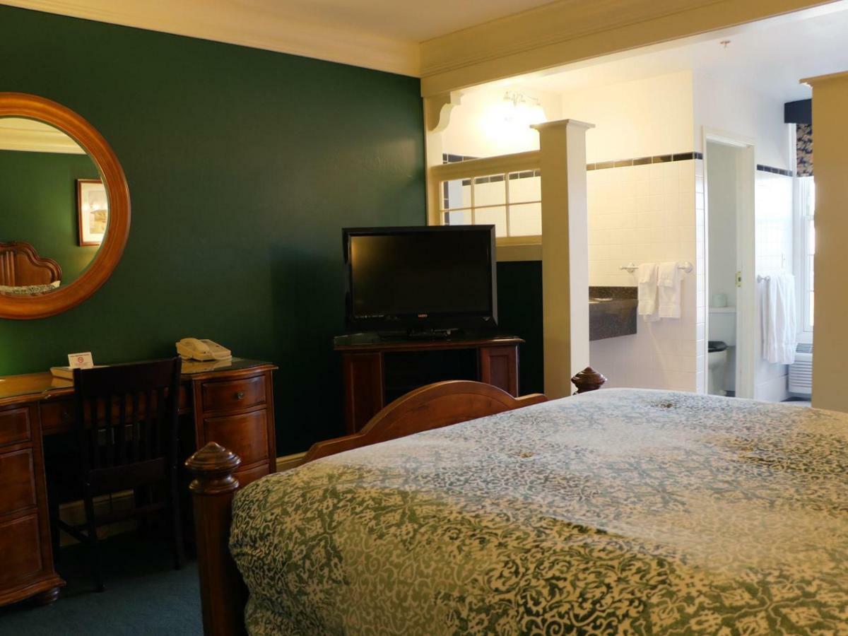 Saint Brendan'S Inn Green Bay Pokój zdjęcie